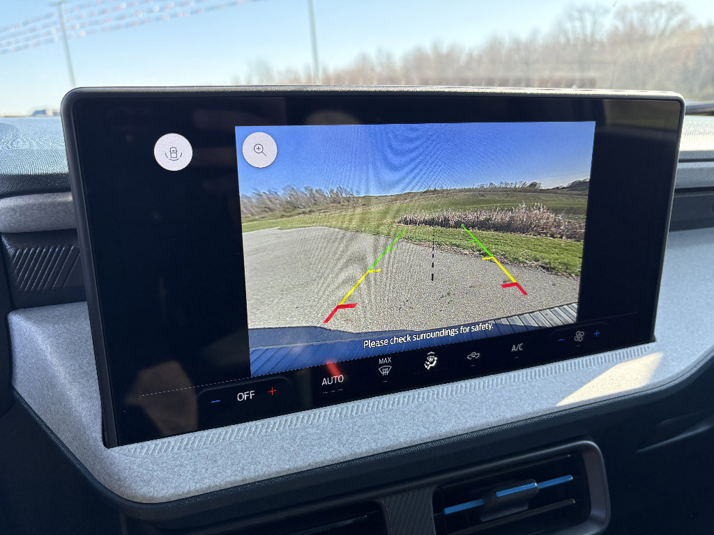 New 2026 Ford Maverick XLT image 38