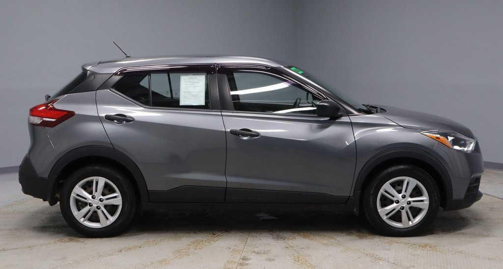 Used 2020 Nissan Kicks S image 6