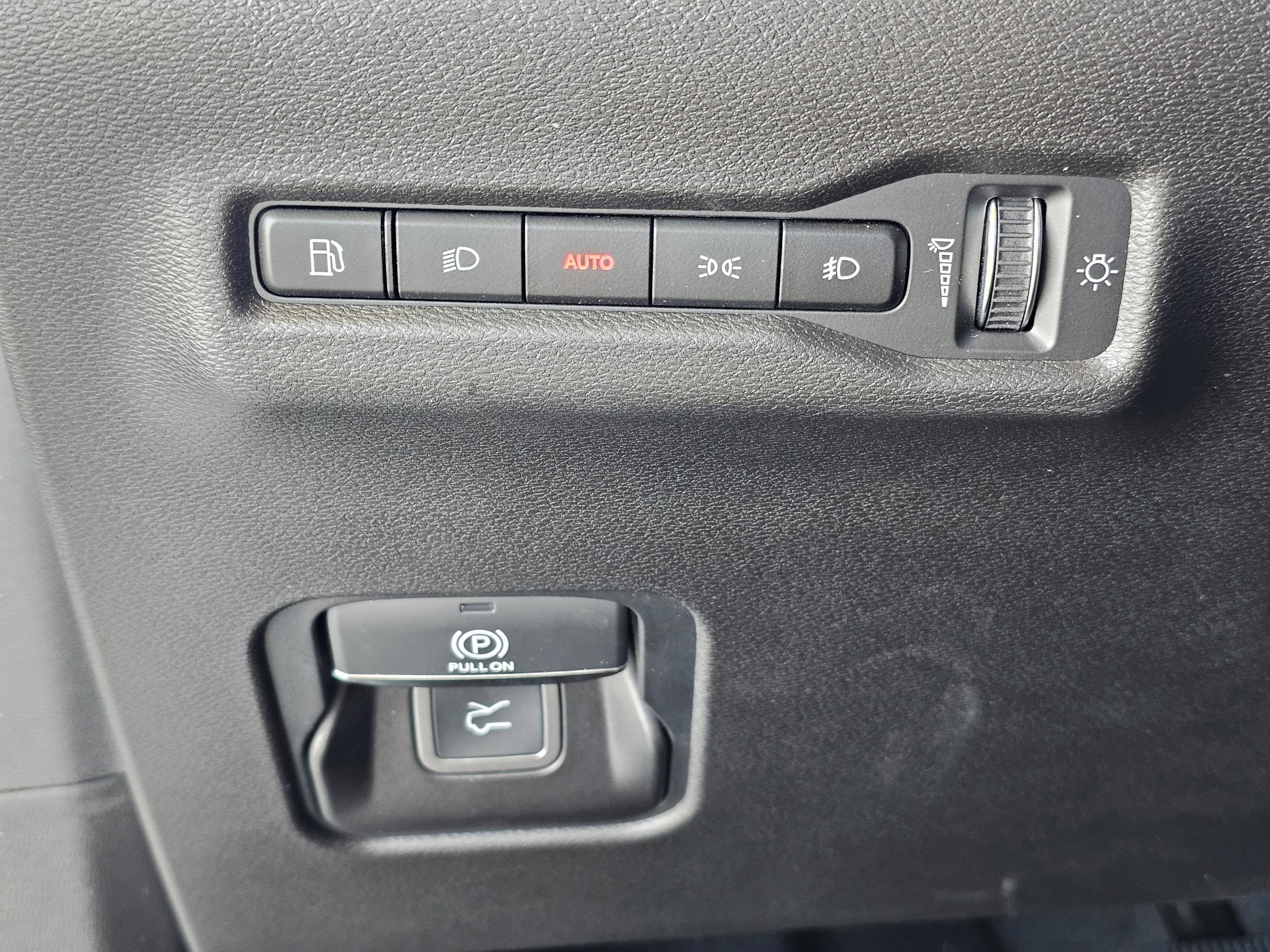 New 2026 Jeep Cherokee Overland image 19