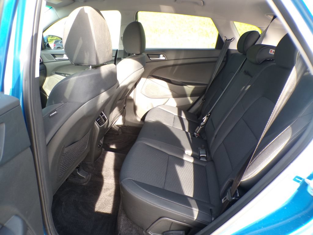 Used 2020 Hyundai Tucson Sport FWD image 18