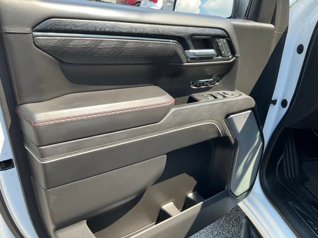 Used 2024 GMC Sierra 1500 AT4X AWD/4WD image 7