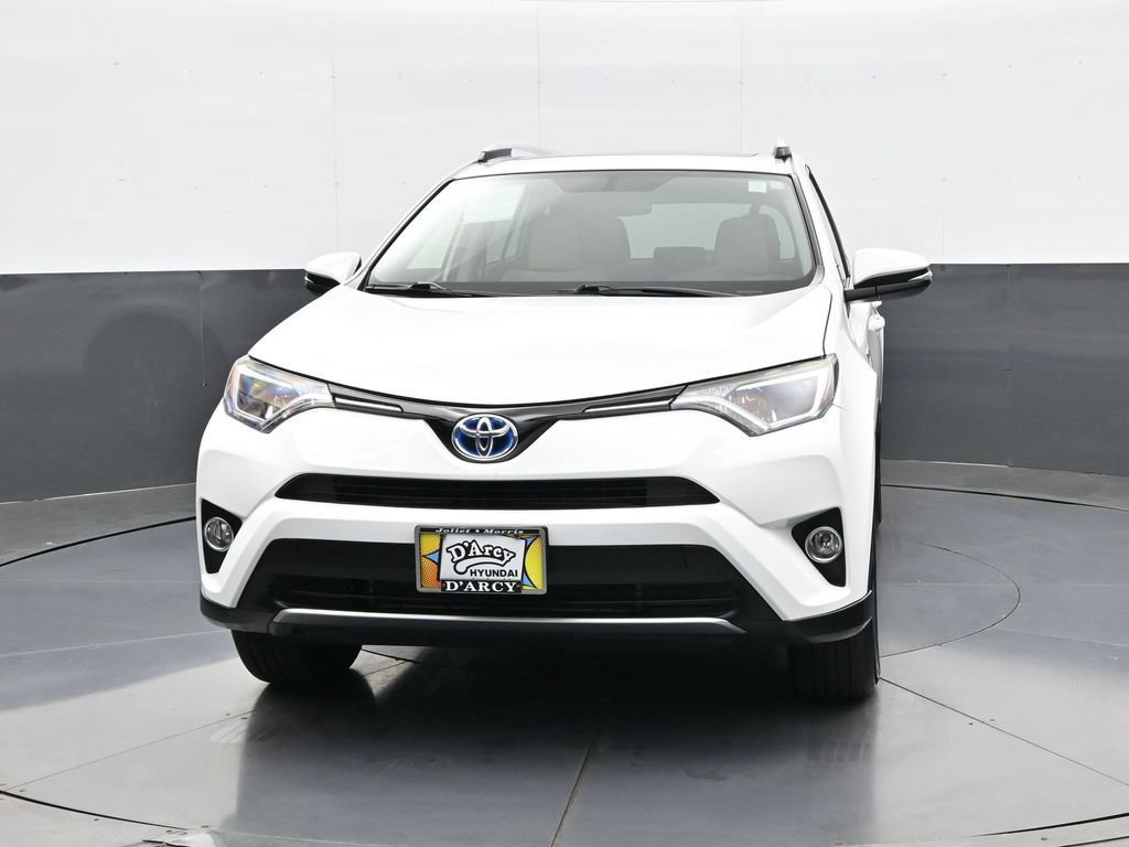 Used 2016 Toyota RAV4 XLE AWD/4WD image 2