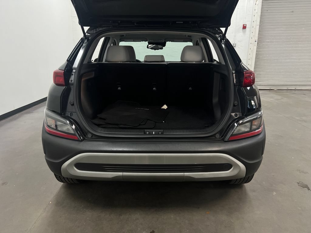 Used 2022 Hyundai Kona SEL w/ Cargo Package FWD image 25