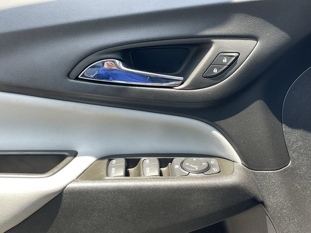 Used 2023 Chevrolet Equinox LT AWD/4WD image 24