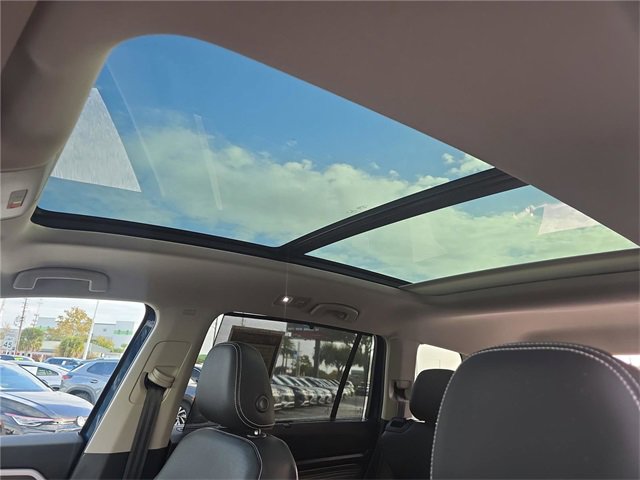 Used 2023 Volkswagen Atlas SE w/ Panoramic Sunroof Package image 23