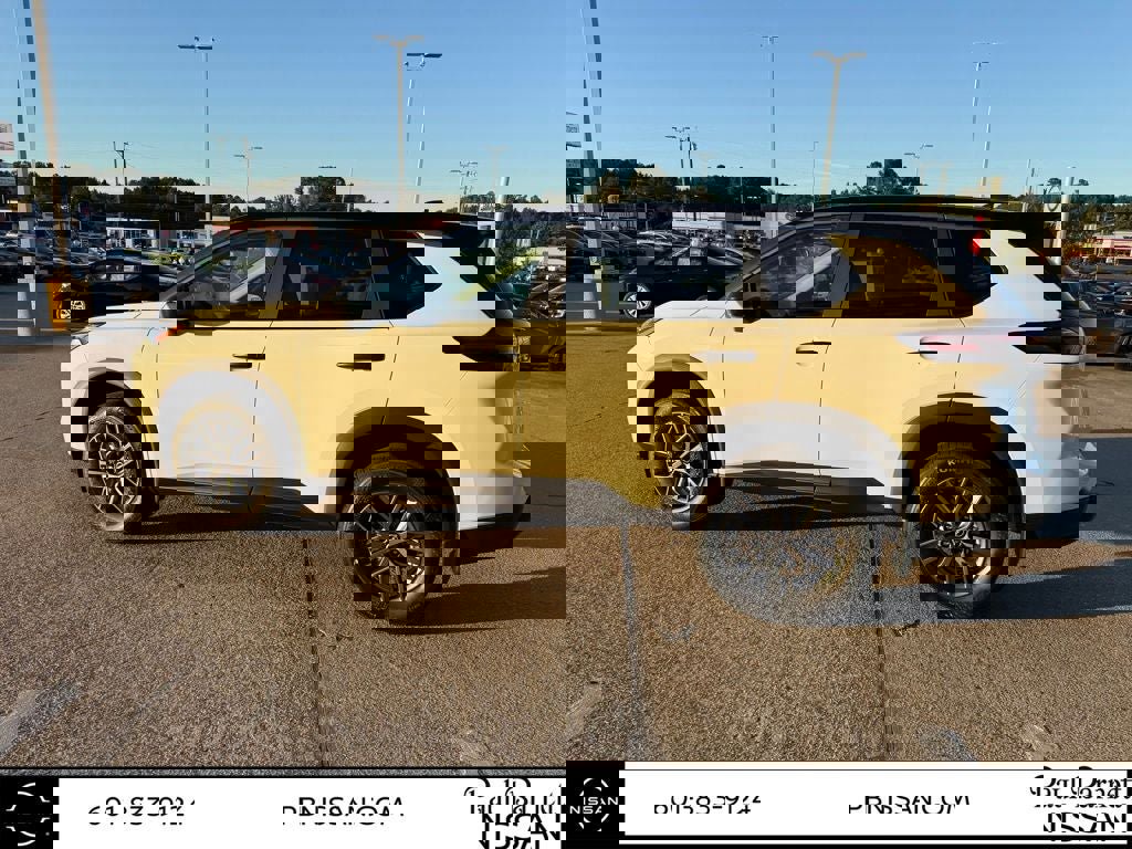 New 2026 Nissan Rogue S image 6