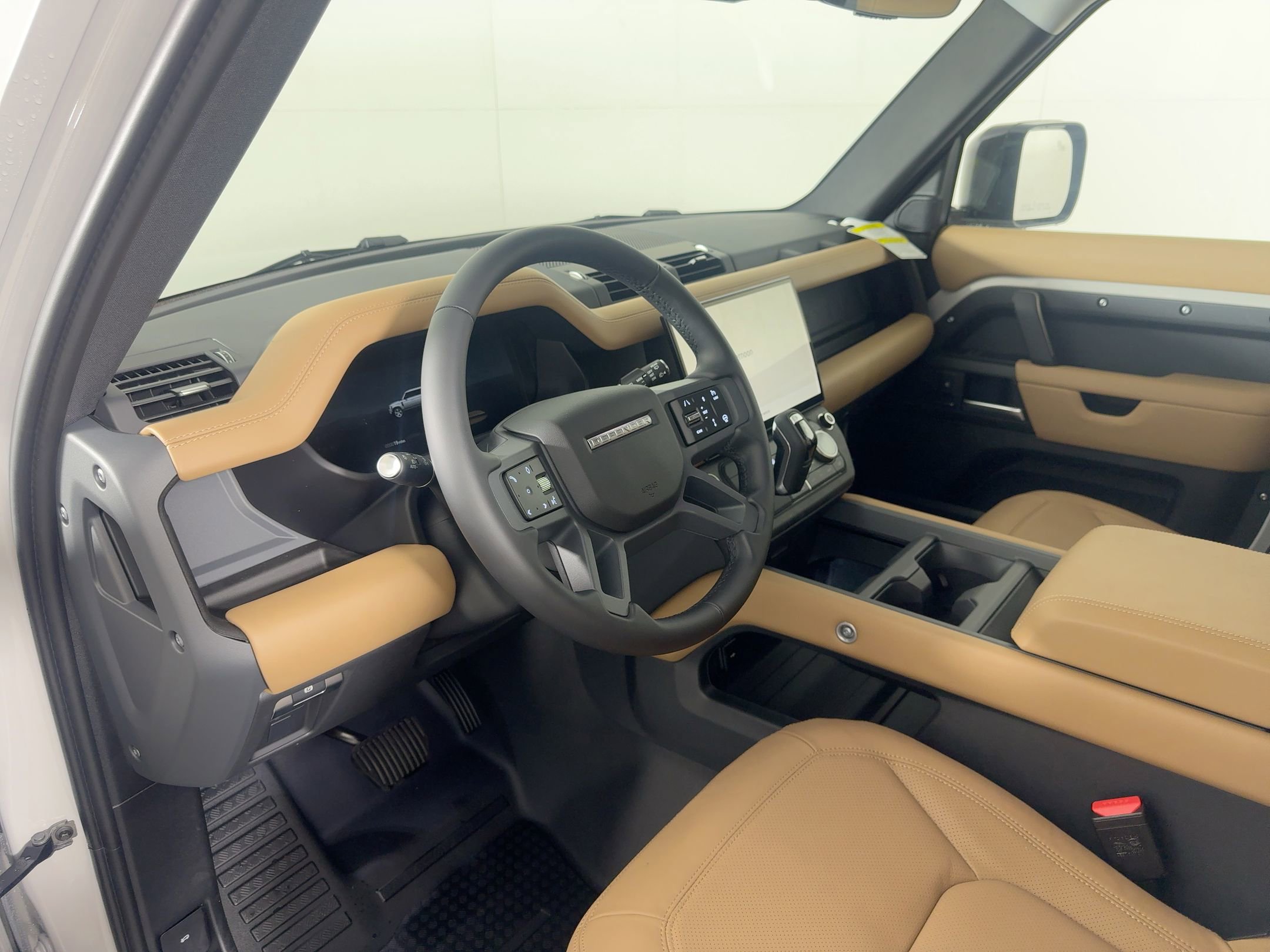 New 2026 Land Rover Defender 130 S image 4