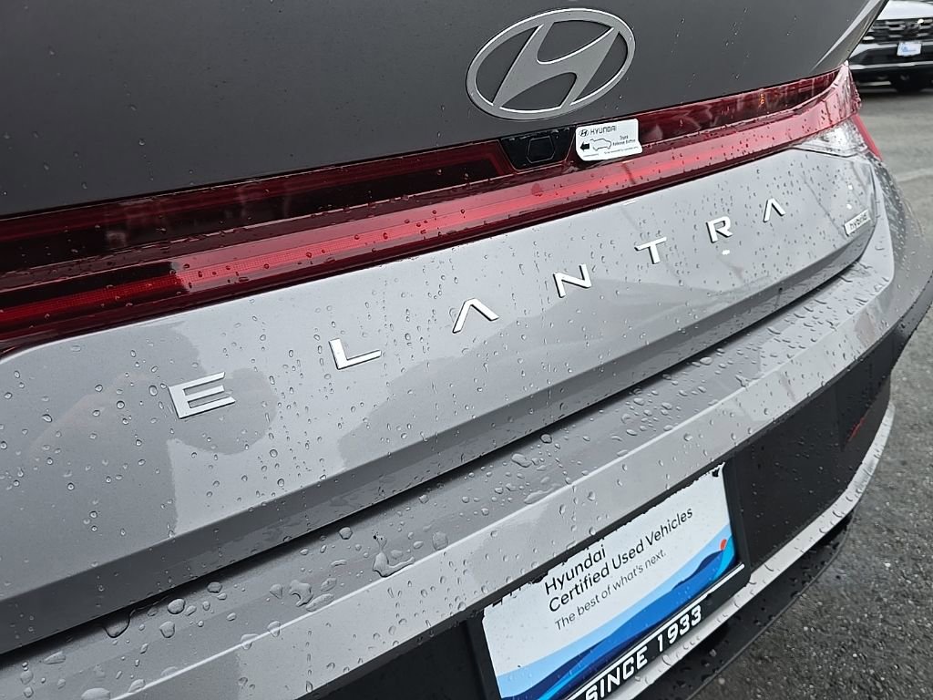 Used 2025 Hyundai Elantra SEL FWD image 33