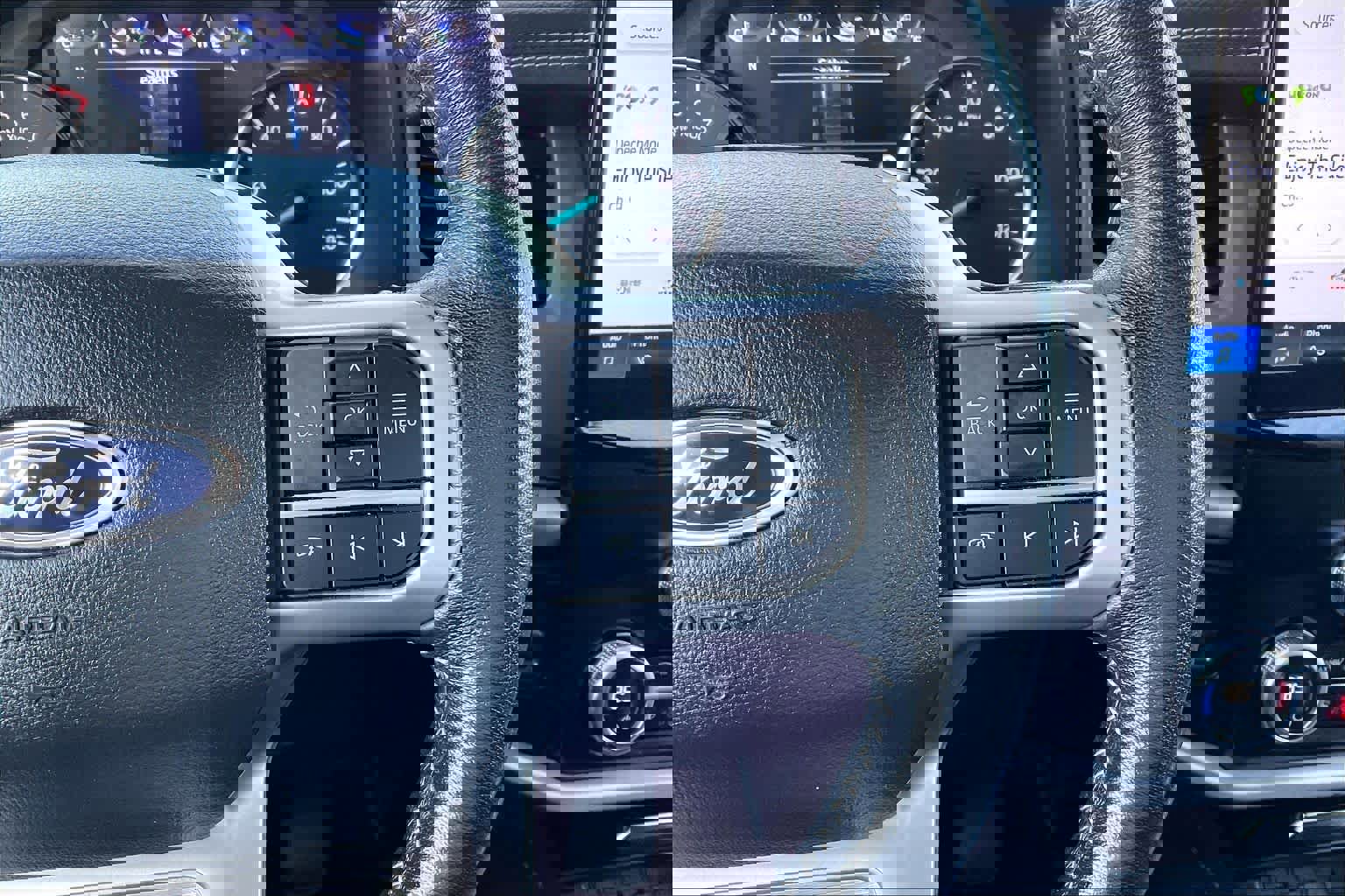 Used 2024 Ford Expedition Max XLT image 23