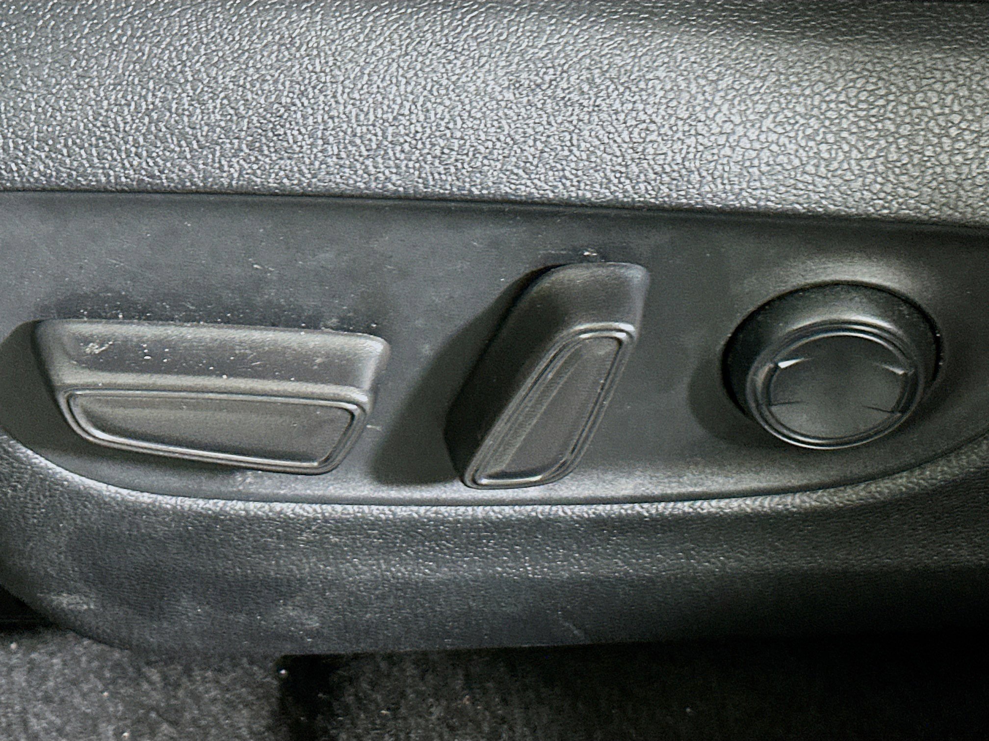 Used 2024 Toyota RAV4 XSE image 13