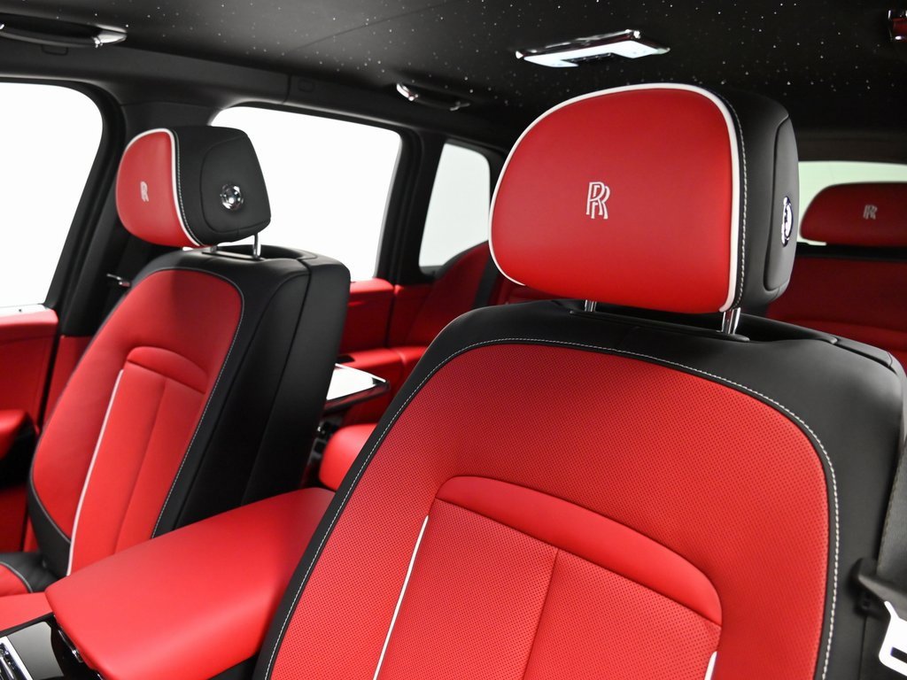 New 2025 Rolls-Royce Cullinan image 9