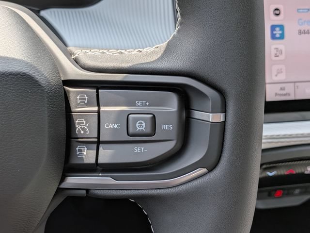 New 2026 Jeep Cherokee Overland w/ Advanced Pro Tech Group AWD/4WD image 26