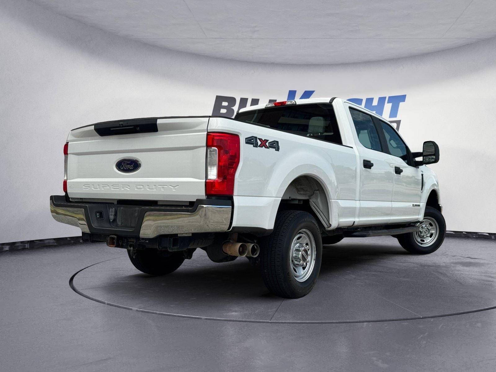 Used 2017 Ford F250 XL w/ XL Value Package AWD/4WD image 5