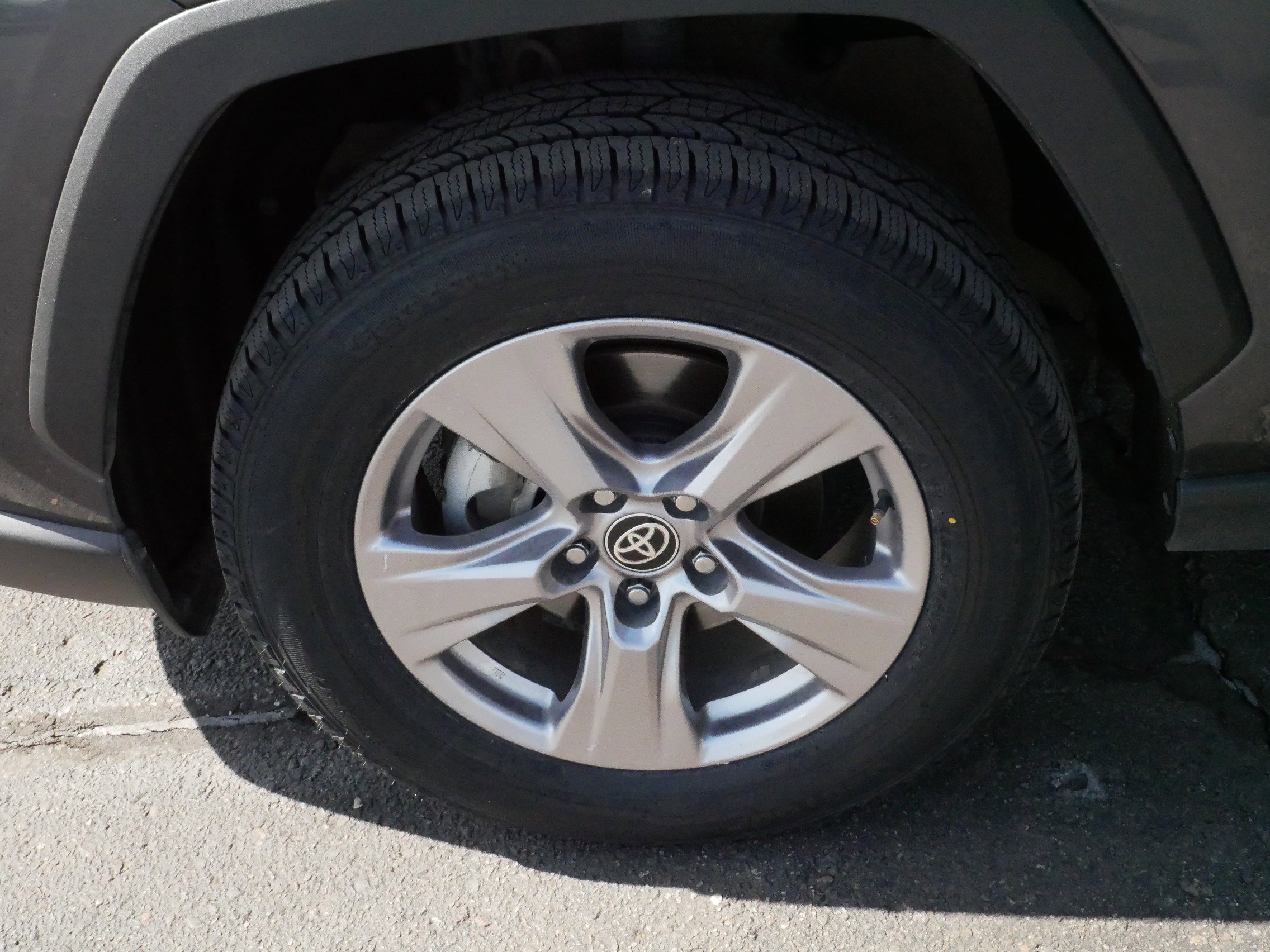 Certified 2024 Toyota RAV4 XLE AWD/4WD image 15