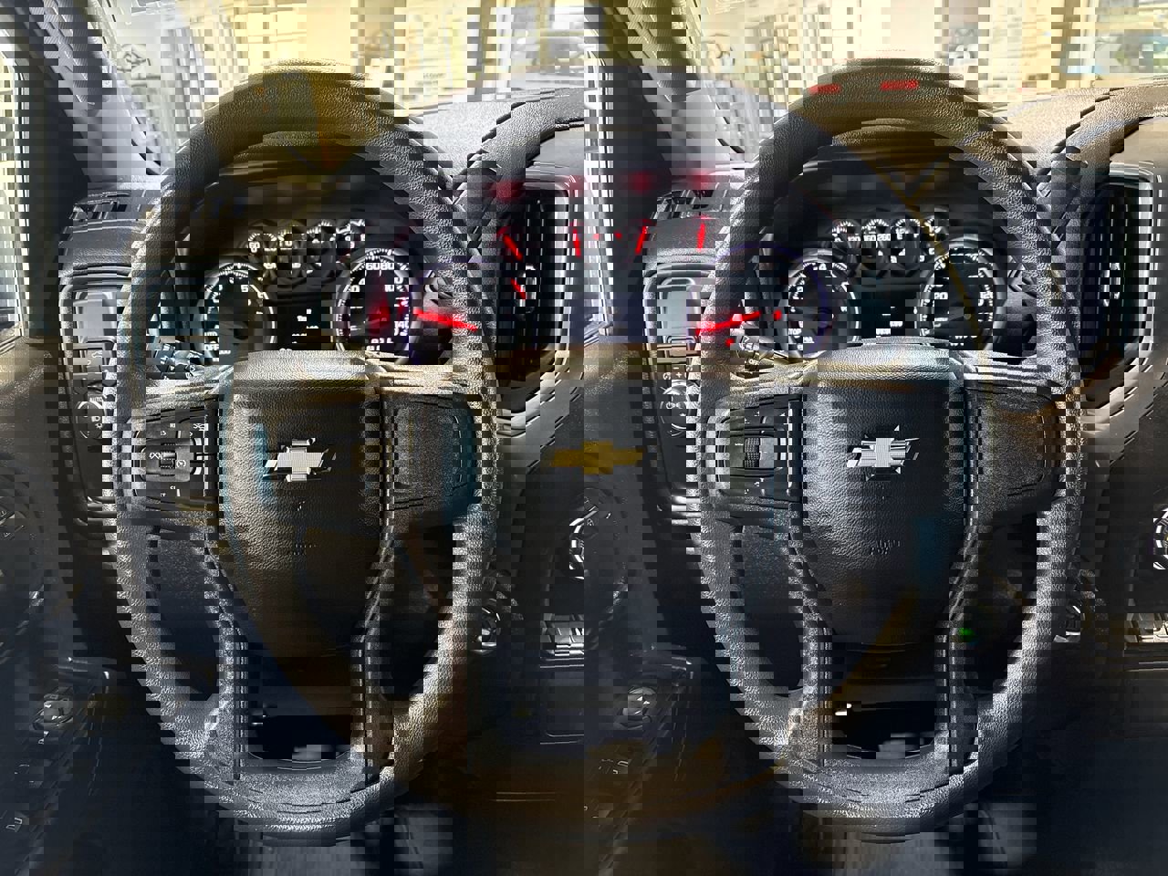 Used 2022 Chevrolet Silverado 1500 Custom image 14