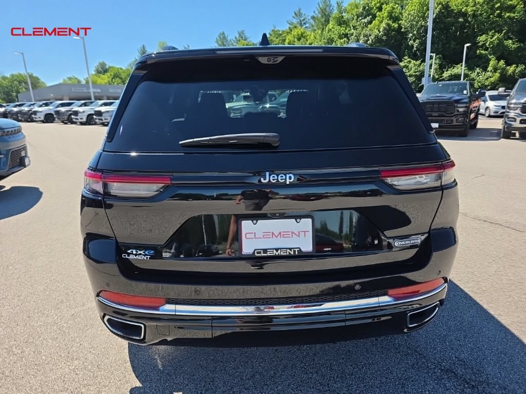 Used 2024 Jeep Grand Cherokee Overland w/ Luxury Tech Group IV AWD/4WD image 21
