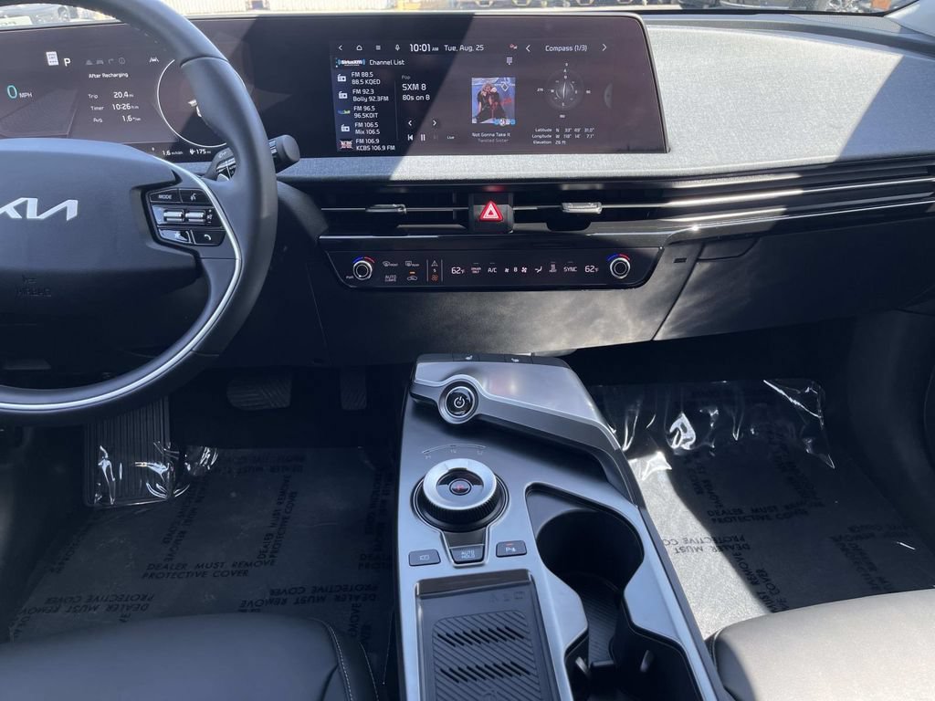 Used 2024 Kia EV6 Light RWD image 12