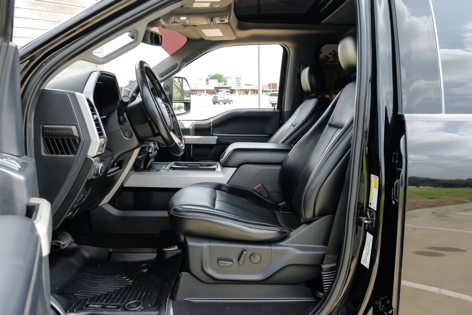 Used 2021 Ford F250 Lariat AWD/4WD image 4