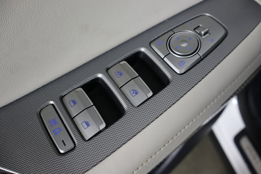 Used 2021 Hyundai Palisade Limited image 22