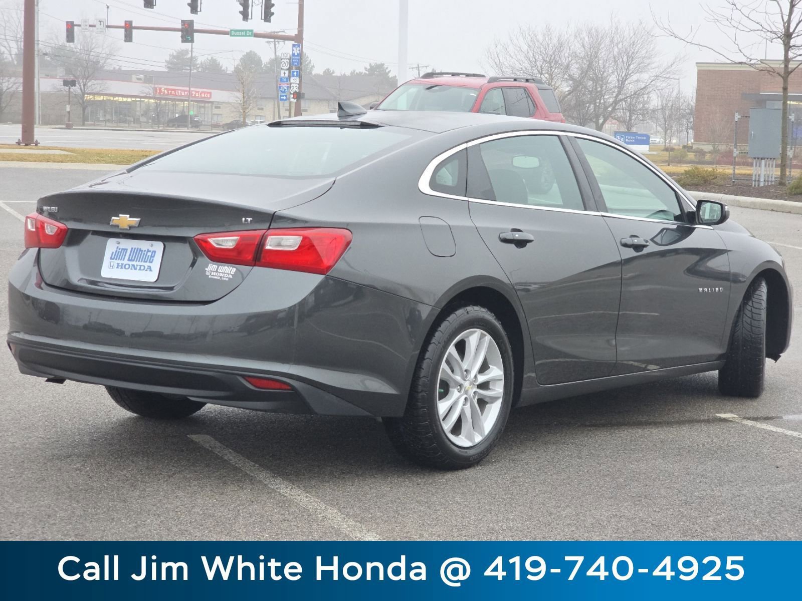 Used 2016 Chevrolet Malibu LT image 18