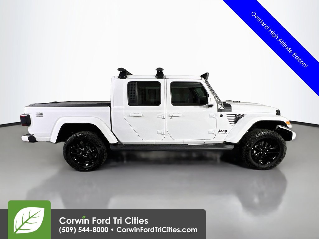 Used 2023 Jeep Gladiator Overland AWD/4WD image 16