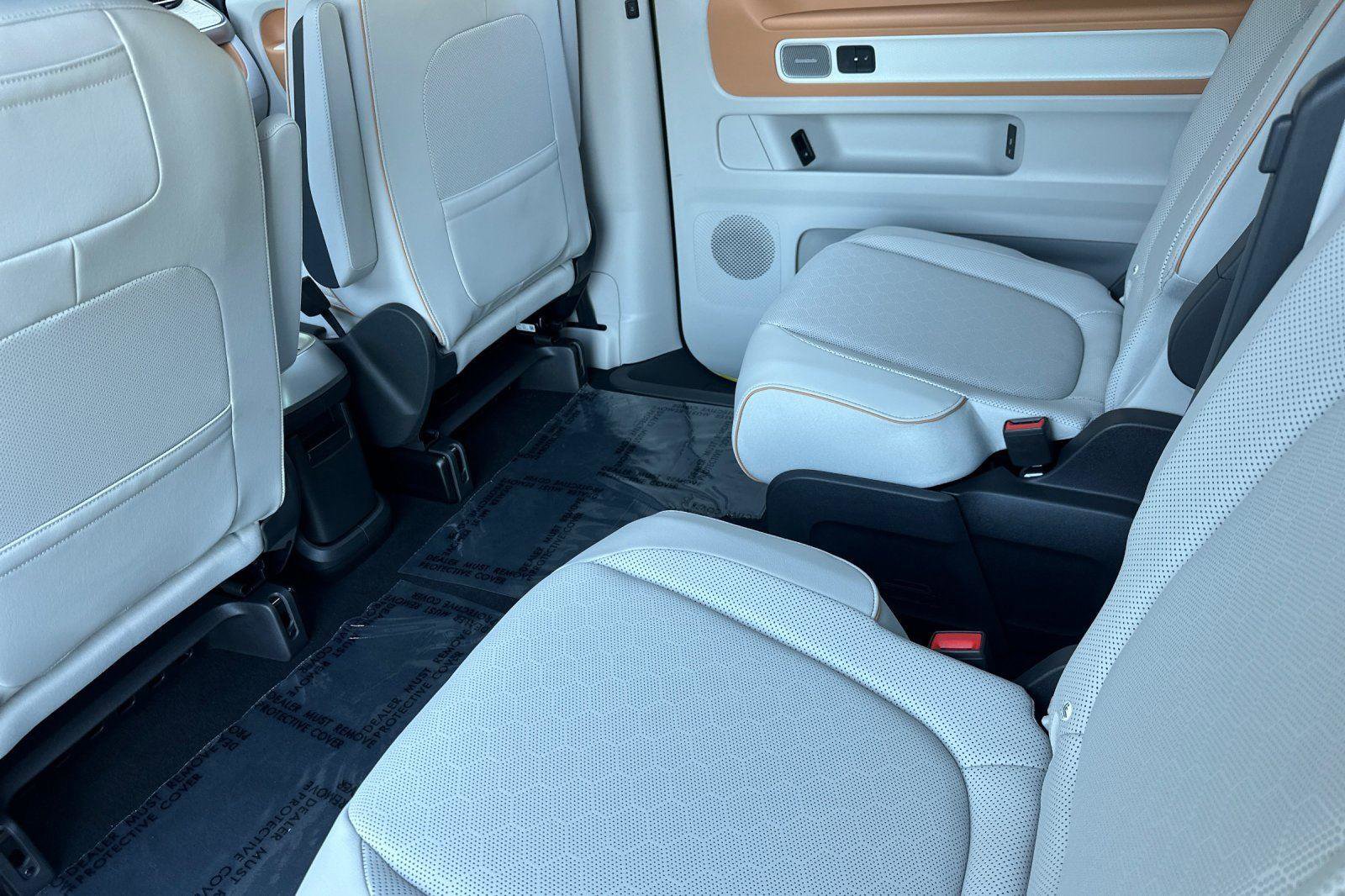 New 2025 Volkswagen ID. Buzz 1st Edition image 11