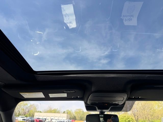 Used 2025 Ford Expedition Platinum w/ Stealth Performance Package AWD/4WD image 15