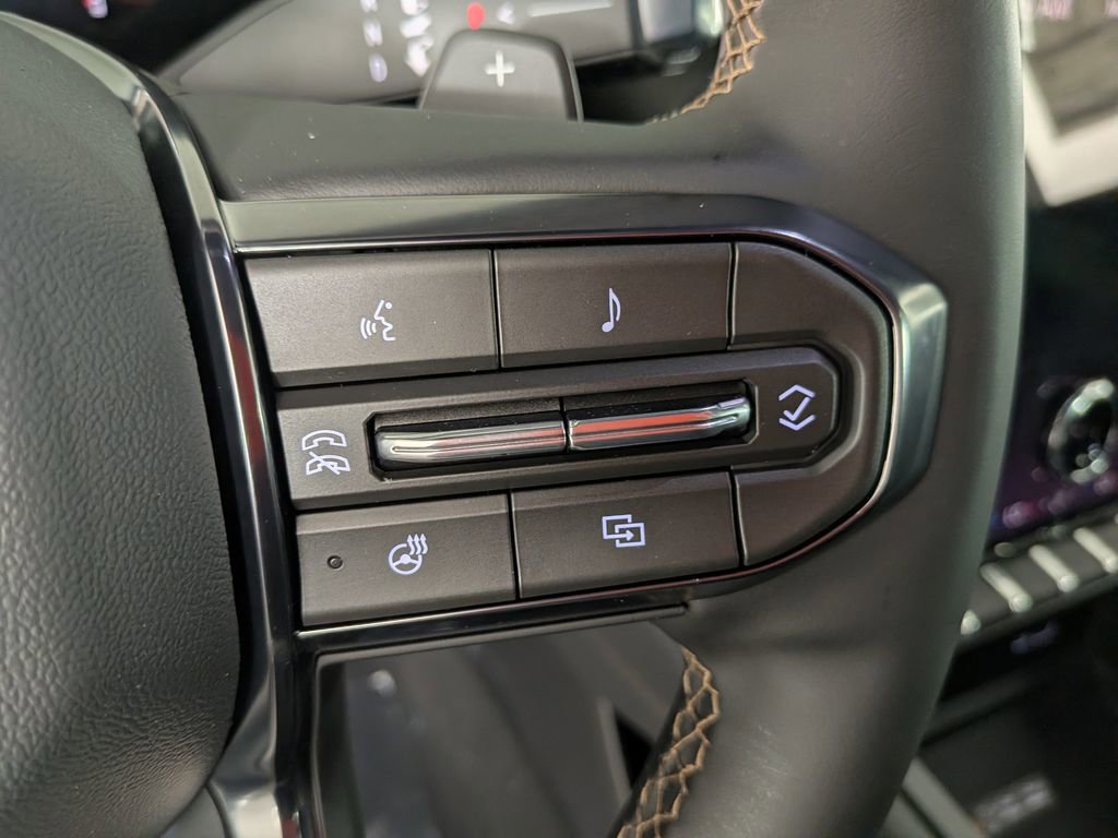 New 2026 GMC Yukon AT4 w/ AT4 Premium Plus Package image 23