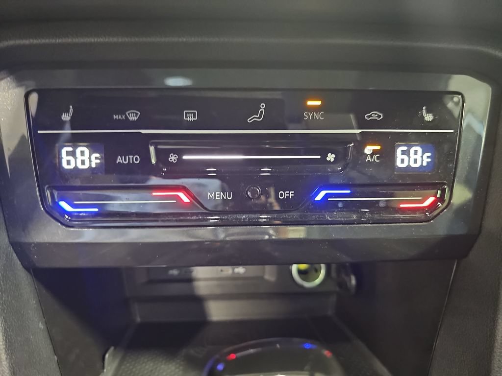 Used 2023 Volkswagen Tiguan SE R-Line AWD/4WD image 20