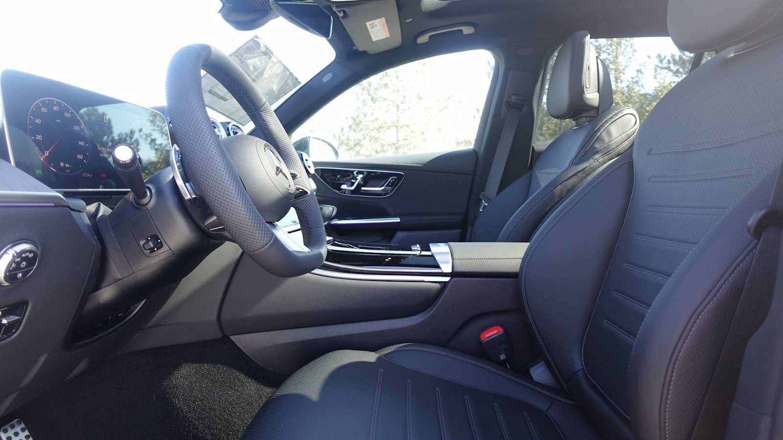 New 2026 Mercedes-Benz GLC 300 4MATIC image 35