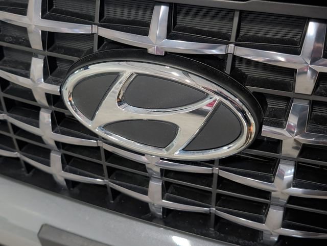 Certified 2023 Hyundai Venue SEL w/ Cargo Package image 29