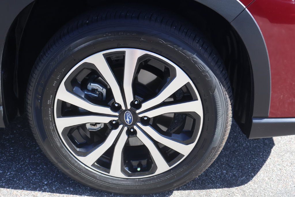 Certified 2024 Subaru Forester Limited AWD/4WD image 11