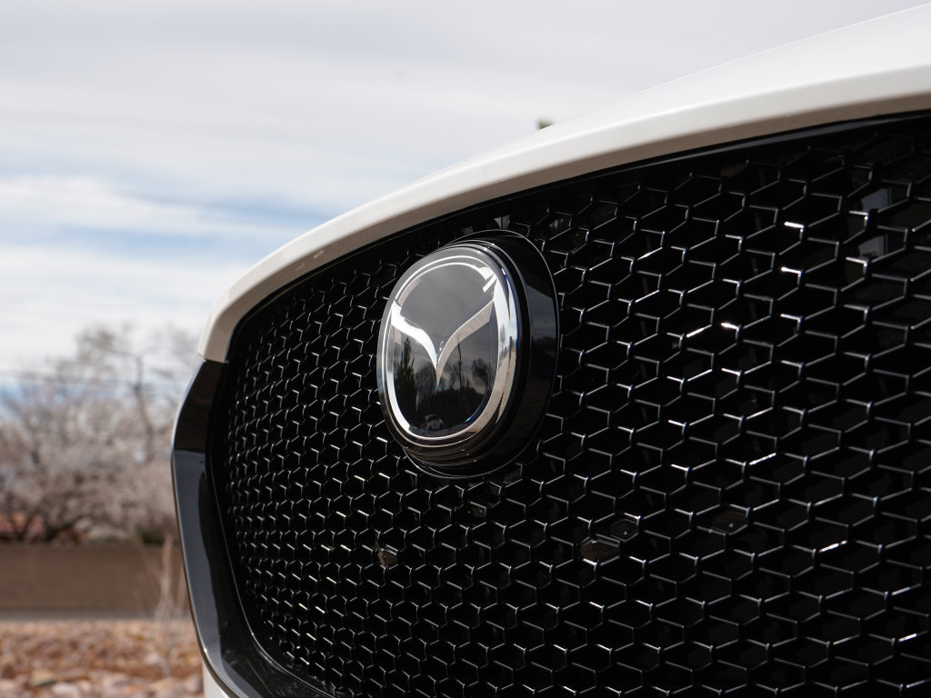 New 2026 MAZDA MAZDA3 2.5 S Hatchback w/ Premium Pkg image 2