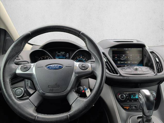 Used 2015 Ford Escape SE w/ Equipment Group 201A AWD/4WD image 16