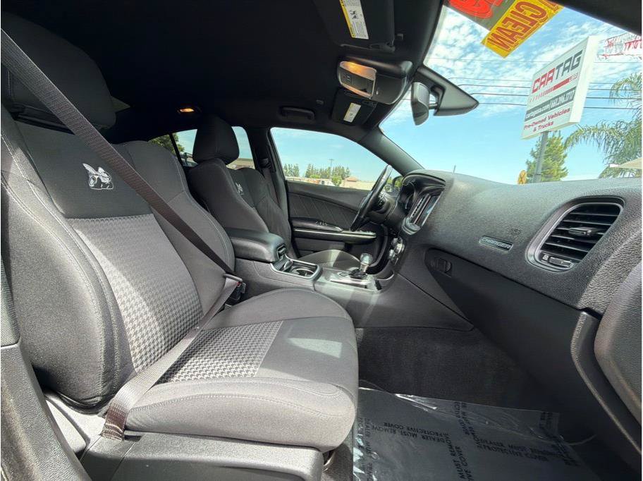 Used 2019 Dodge Charger Scat Pack RWD image 14