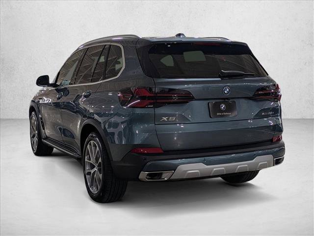 New 2026 BMW X5 xDrive50e w/ Executive Package image 8