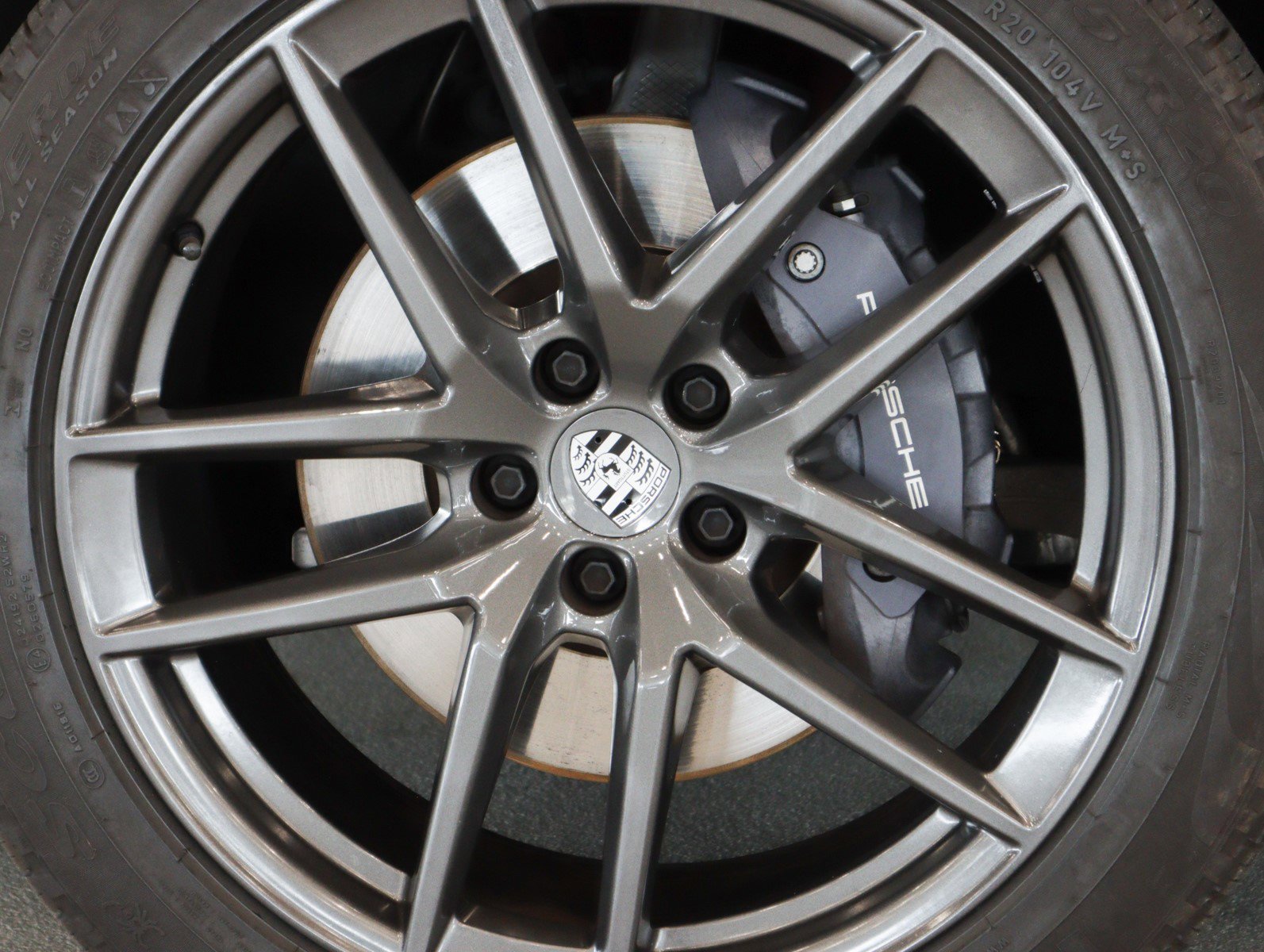 Certified 2024 Porsche Macan Turbo w/ Premium Plus Package image 12