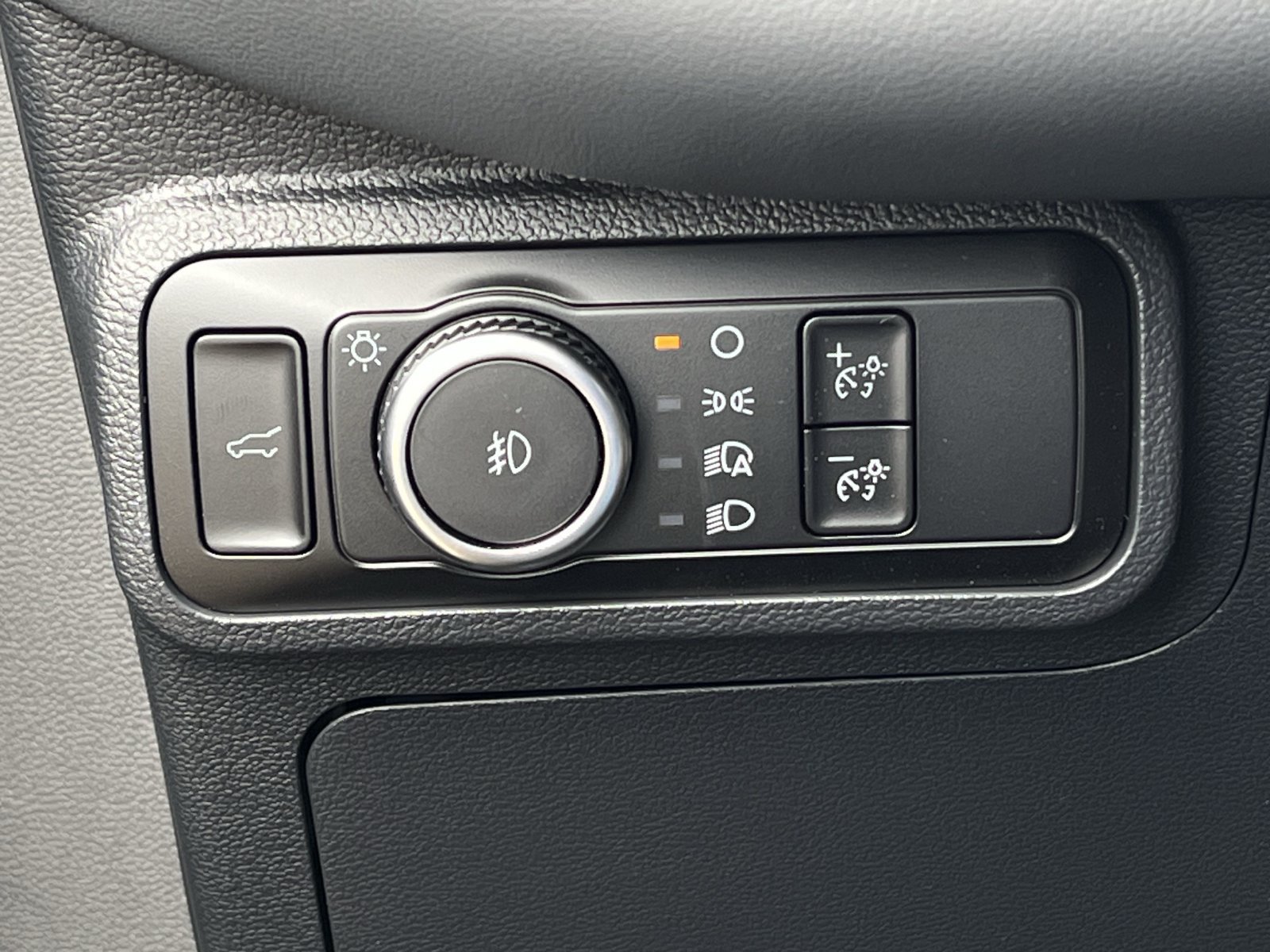 New 2026 Ford Explorer Active w/ Active Comfort Package RWD image 19