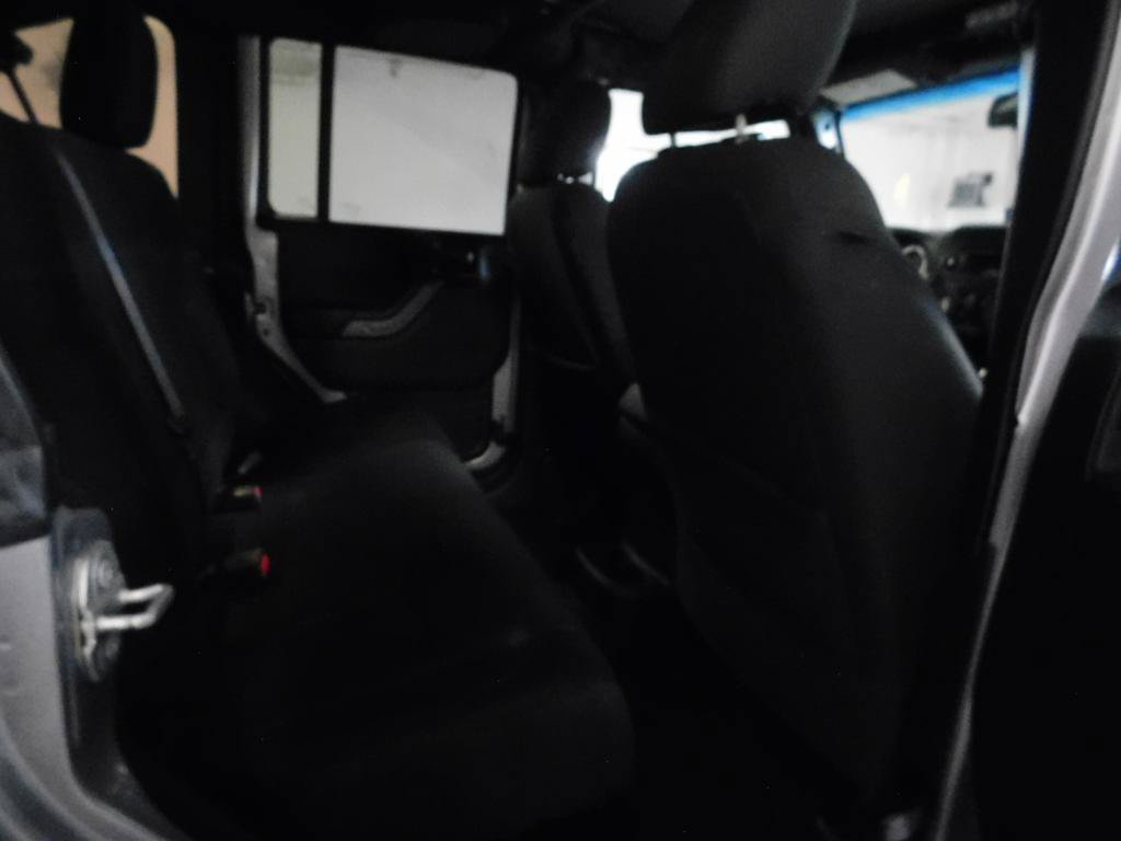 Used 2018 Jeep Wrangler Unlimited Sport S AWD/4WD image 11