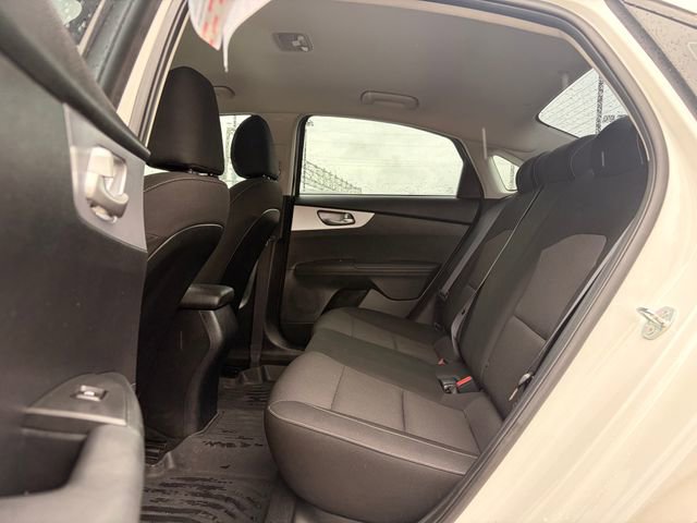 Used 2024 Kia Forte LXS w/ LXS Technology Package FWD image 11