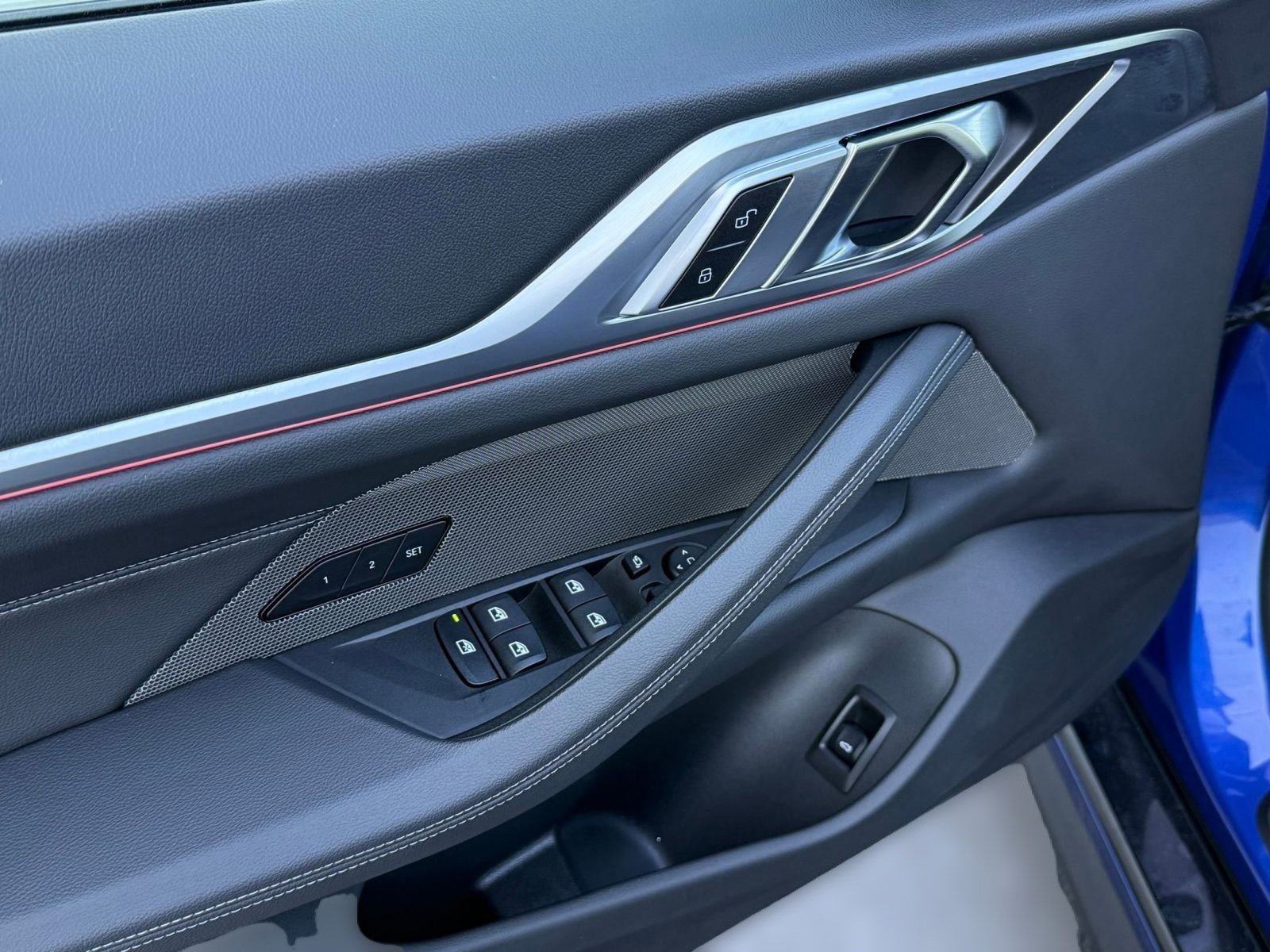 Certified 2025 BMW M440i image 22