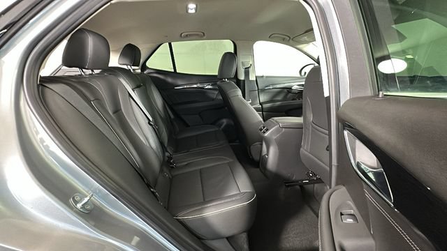 Used 2023 Buick Envision Essence AWD/4WD image 30