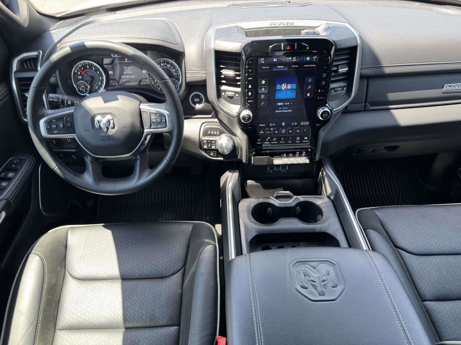 Used 2023 RAM 1500 Laramie AWD/4WD image 2