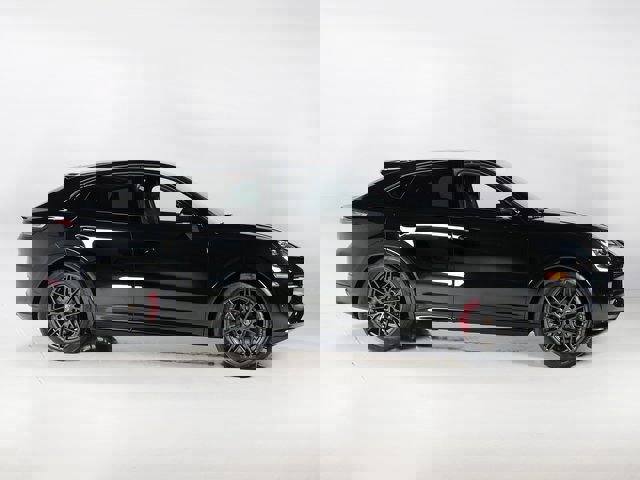 New 2026 Porsche Cayenne GTS image 8