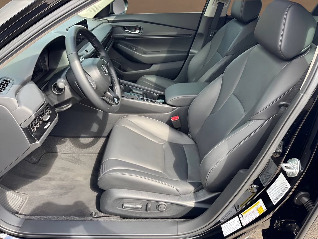 Used 2025 Honda Accord EX-L image 11