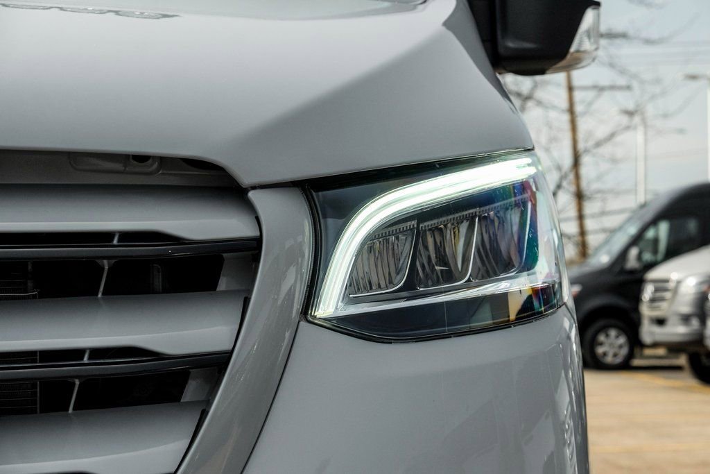 New 2025 Mercedes-Benz Sprinter 3500 image 6