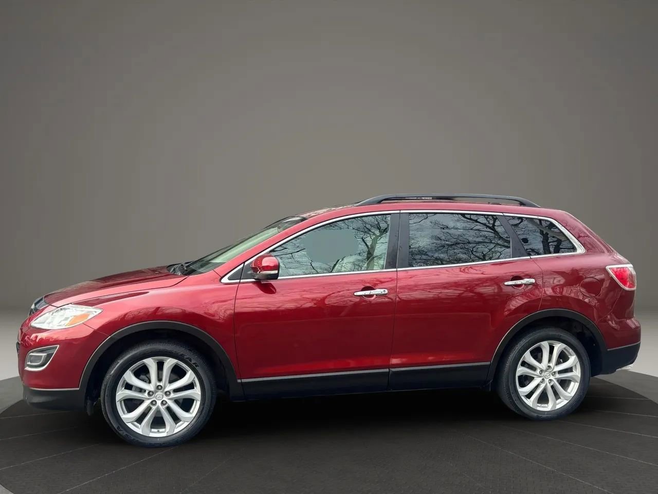 Used 2012 MAZDA CX-9 Grand Touring w/ Moonroof & Bose Audio Pkg image 8
