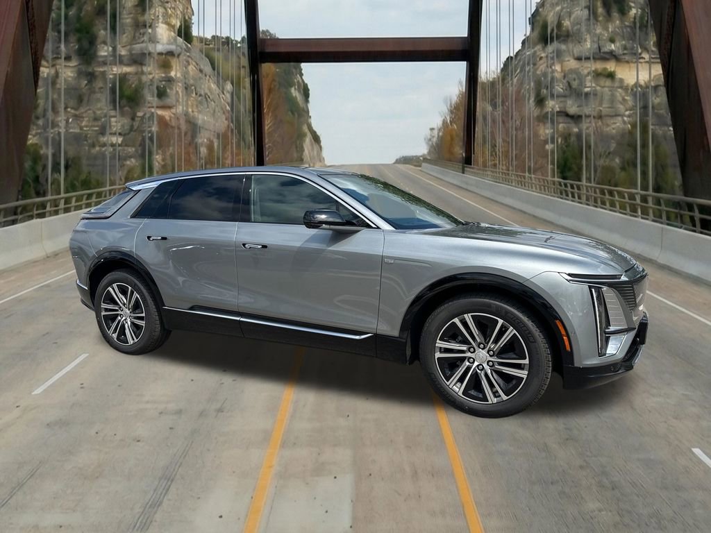 New 2026 Cadillac Lyriq Luxury image 12