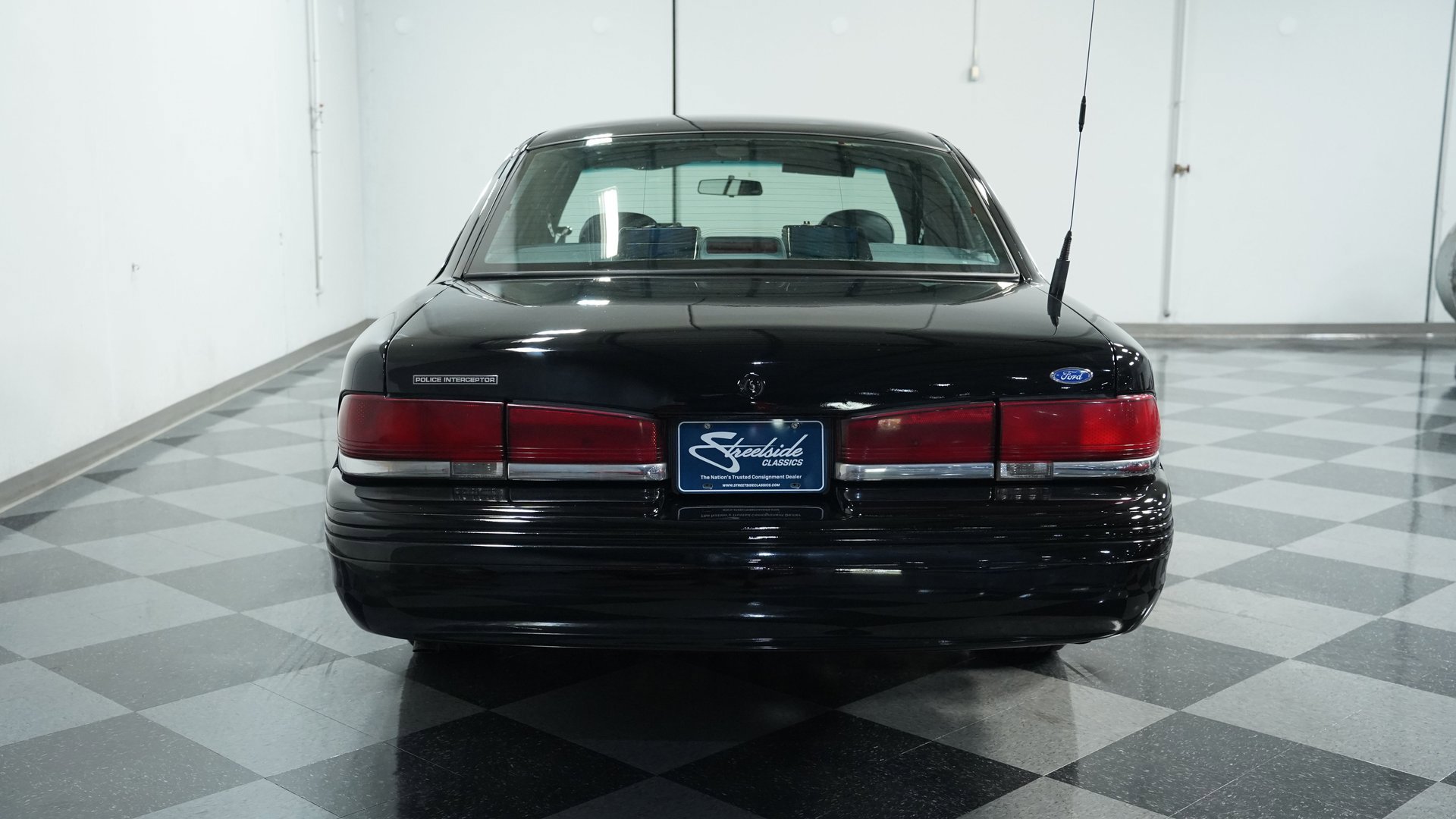 Used 1997 Ford Crown Victoria Police Interceptor image 9