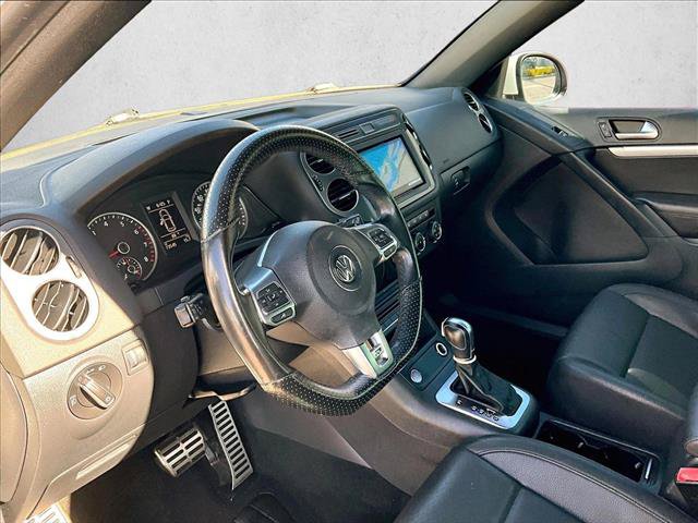 Used 2016 Volkswagen Tiguan R-Line FWD image 14